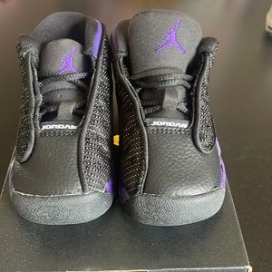 Jordan 13 retro toddler sneakers (blk / purp)